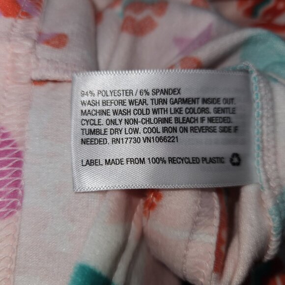 NEW Cat & Jack Christmas Pajama Set 2-Pc Baby Girl 12 Months Pink Festive Icons - Picture 10 of 10